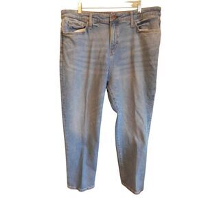 a.n.a a new‎ approach Light wash skinny jeans